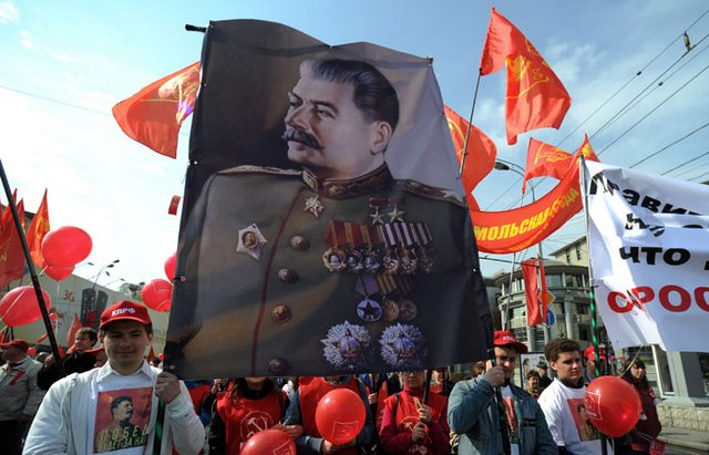 Сталин: великий гений или расчётливый убийца?