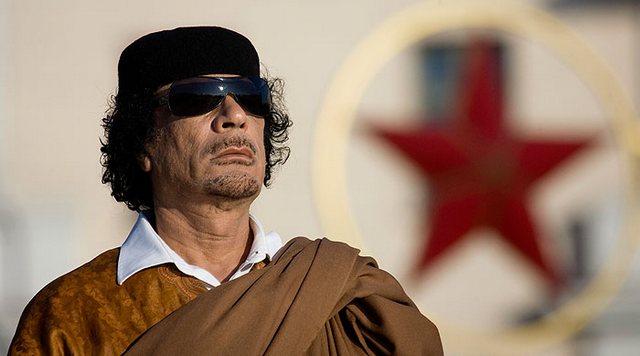 Image: Полковник Каддафи: кровавый диктатор или жертва политики США?