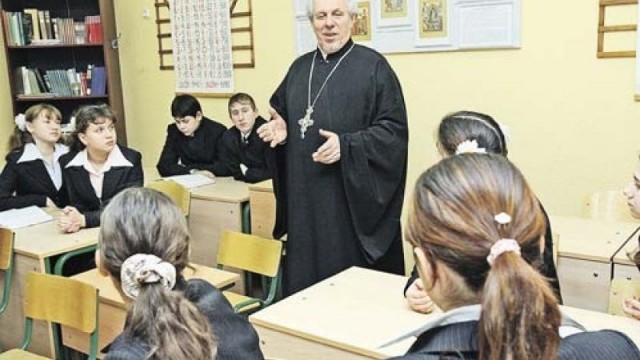 Image: Нужен ли предмет «Основы православной культуры» в светской школе?