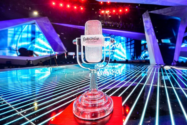 Image: Нужно ли российским певцам принимать участие в конкурсе Евровидение?