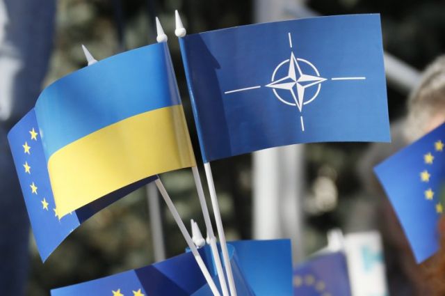 Image: Вступит ли Украина в НАТО?